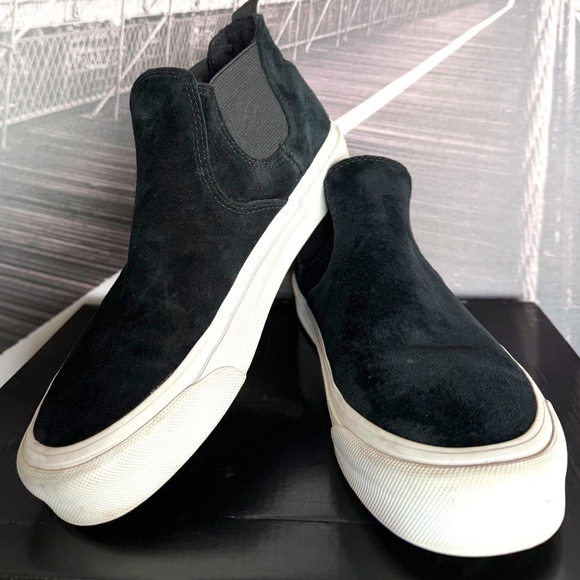 BLACK SUEDE VANS - Picture 1 of 5